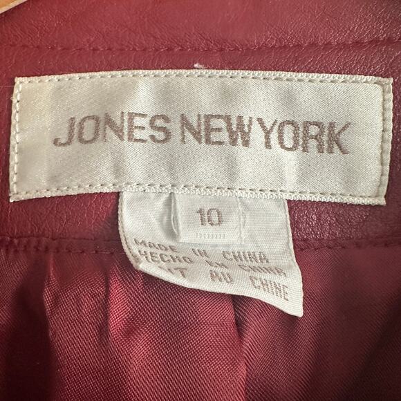 Y2K Vintage | JONES NEW YORK | Burgundy Moto Style Leather Jacket | Size 10 - Picture 3 of 6